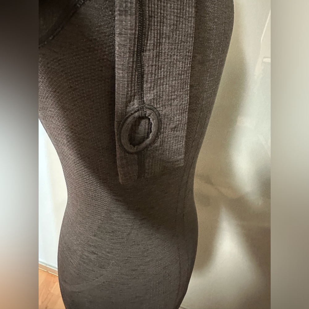 Charcoal Gray Swift Tech - image 4